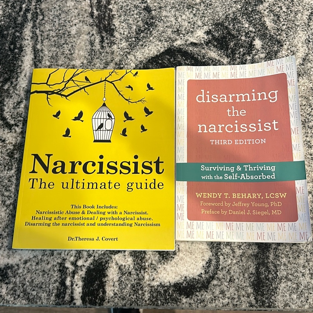 Dating/married to a narcissist self help books